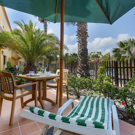 Oasis Bahia Fronte Piscine Apartment *